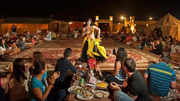 Luxury Features of a VIP Desert Safari in Abu Dhabi