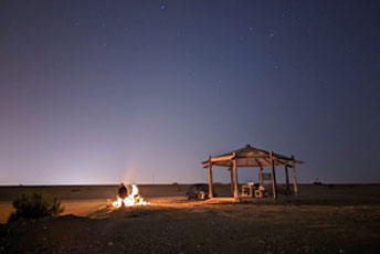 Private Dune Dinner in Desert Lake