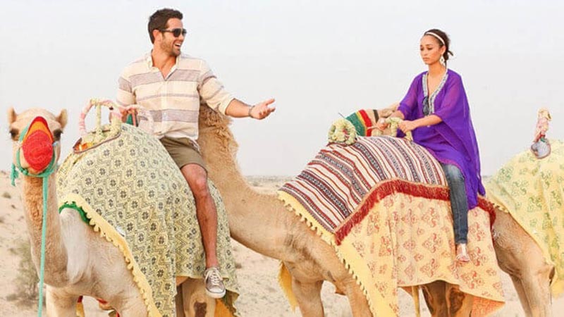 Romantic Dune Dinner Abu Dhabi